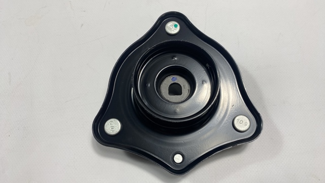 Кріплення переднього амортизатора 51670TBAA02 MARKET (OEM)