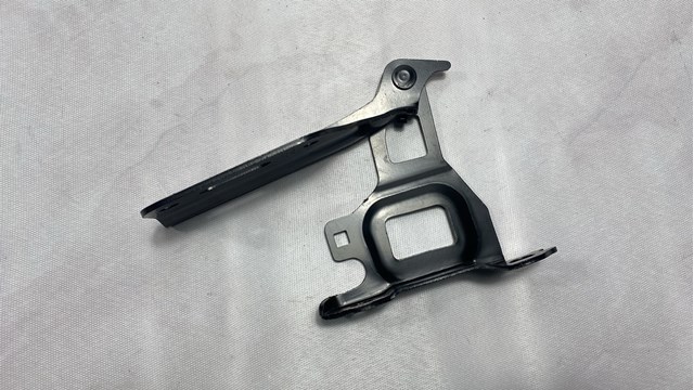 Завіса капота права 60120TAR000ZZ MARKET (OEM)