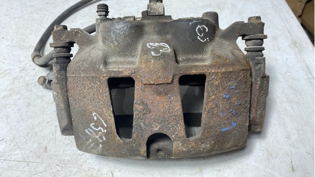 Супорт гальмівний, передній, правий 68144160AA CHRYSLER