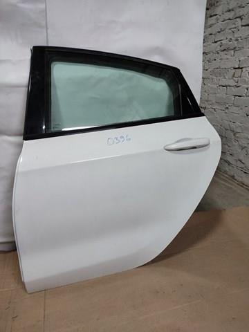 Двері пасажирськи задні ліві 68158727AB CHRYSLER