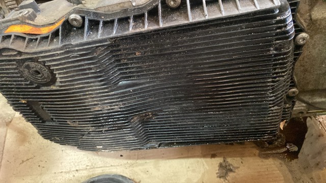 Піддон АКПП 68233701AC CHRYSLER