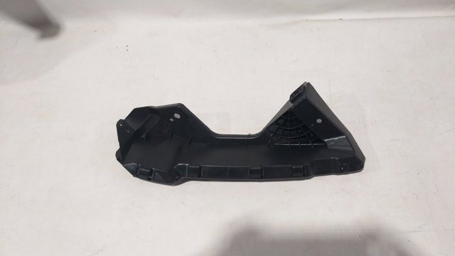 Кронштейн бампера переднього 712403A0A00 MARKET (OEM)