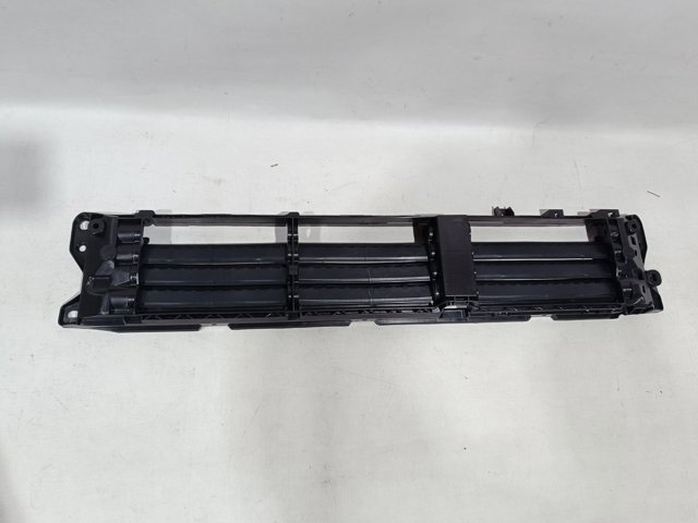 Решітка переднього бампера, центральна 71350TLAA01 MARKET (OEM)