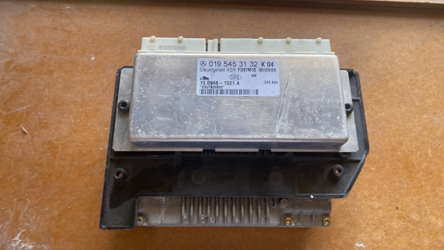 Блок управління ASR A0195453132 MERCEDES