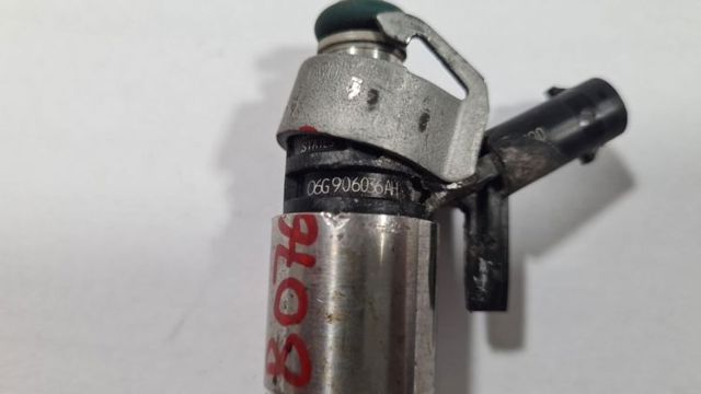 Форсунка вприску палива 06G906036AH VAG