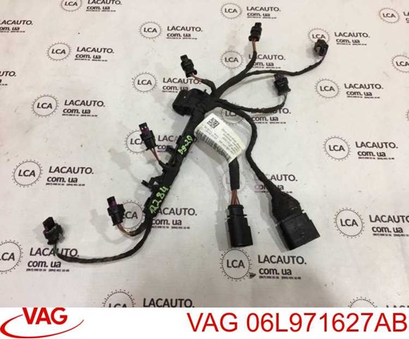 Роз'єм (фішка) паливної форсунки 06L971627AB VAG