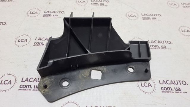 Кронштейн бампера переднього, правий 108417000B TESLA