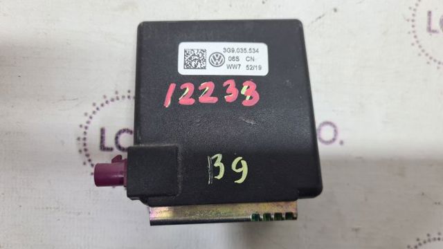 Антена GPS 3G9035534 VAG
