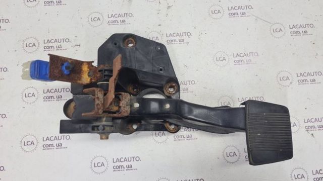 Педаль і привід механізму управління гальмами (привід гальмівного крана) 4581621AB CHRYSLER