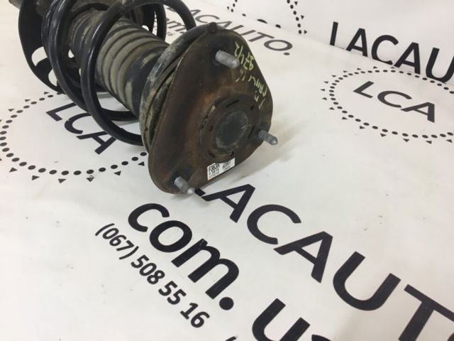 Опора стійки амортизатора переднього 4860947060 TOYOTA