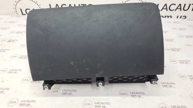 Кришка речового ящика 4L08803306PS VAG