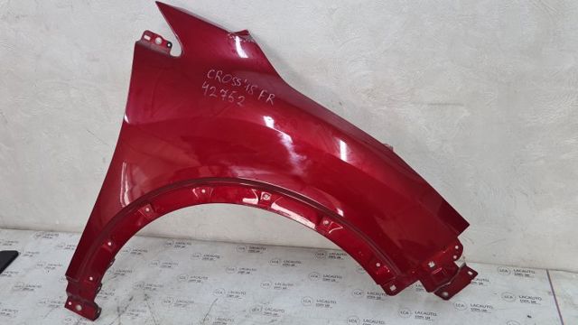 Переднє праве крило 5220L038 MITSUBISHI