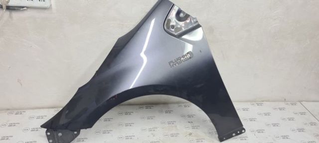 Ліве переднє крило 5380247110 TOYOTA