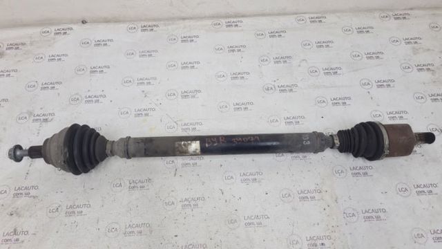 Привід передній правий 561407272AA VAG