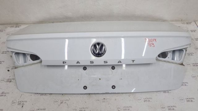Кришка багажника кузова 561827025P VAG