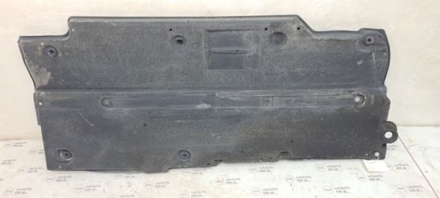 Захист днища, правий 5816547040 TOYOTA