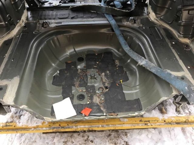 Днище багажника 5831133090 TOYOTA