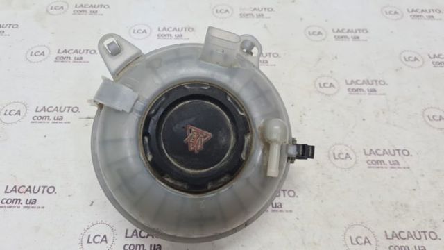 Розширювальний бачок охолодження 5Q0121407G VAG