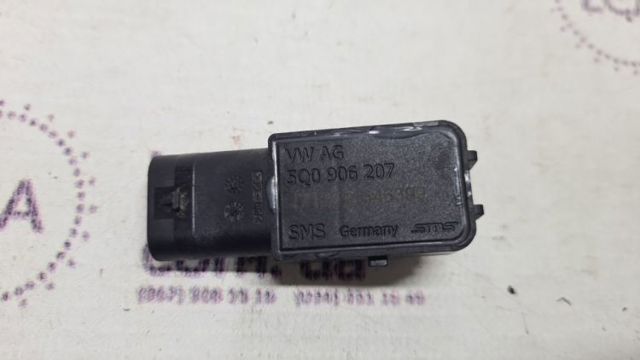 Датчик розрядження вакуумного підсилювача гальм 5Q0906207 VAG