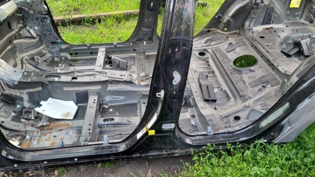 Стійка центральна, ліва 6131247040 TOYOTA
