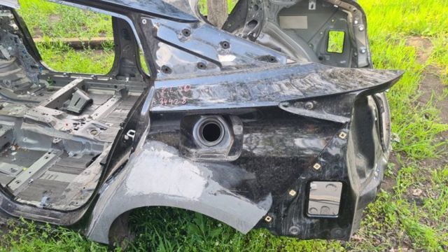 Крило заднє ліве 6160247160 TOYOTA