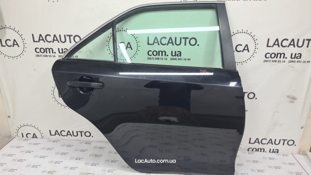 Двері задні в зборі 6700306150 TOYOTA