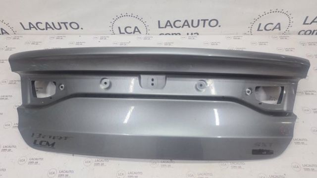 Кришка багажника кузова 68081664AC CHRYSLER