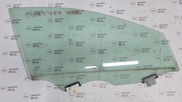Скло пасажирських дверей 68082406AC CHRYSLER
