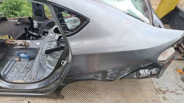 Боковина кузова в зборі 68232647AA CHRYSLER