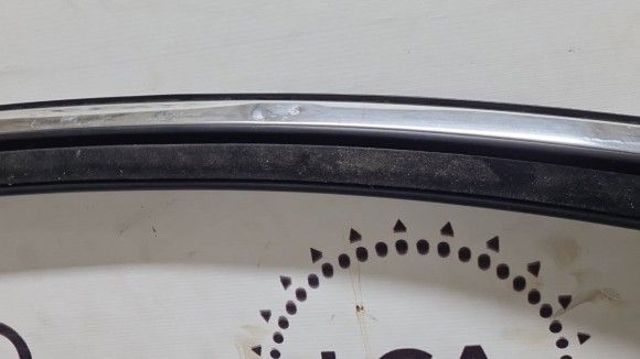 Дверка передня права 68248176AC CHRYSLER