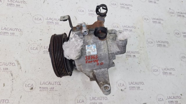 Компресор кліматичної установки 73111FJ040 SUBARU
