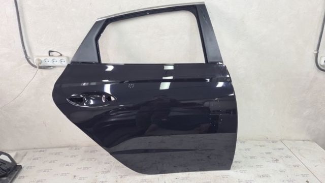 Двері пасажирські задні праві 77004L1000 HYUNDAI