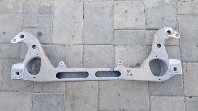 Підрамник двигуна 7L0199207A VAG