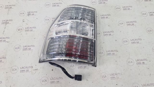 Задня ліва фара 8330A093 MITSUBISHI