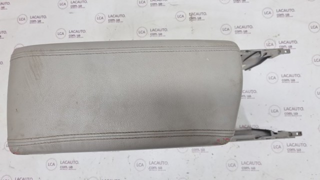 Підлокітник центральній консолі 84660C2000TGG HYUNDAI