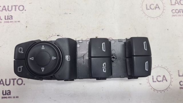 Кнопки переднього лівого склопід'ємника 84699725 GM
