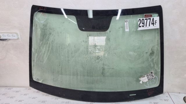 Автомобільне скло 86110F3000 HYUNDAI