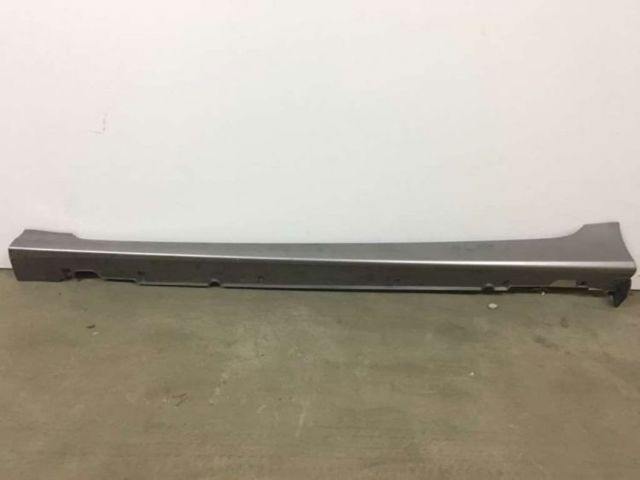 Накладка зовнішня (молдинг) порога, лівий 877514R000 HYUNDAI