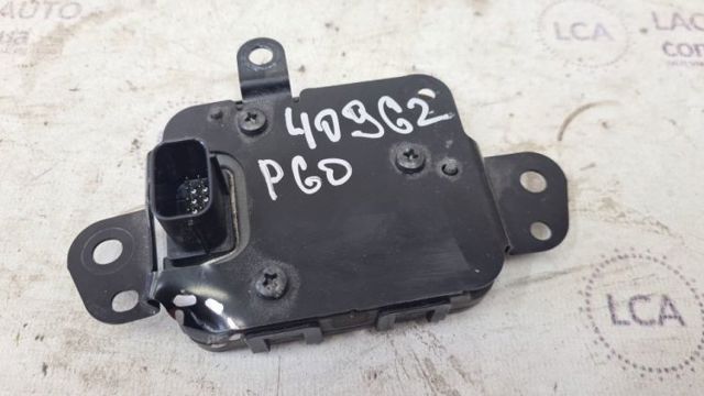Радарний датчик дистанції 8821048170 TOYOTA