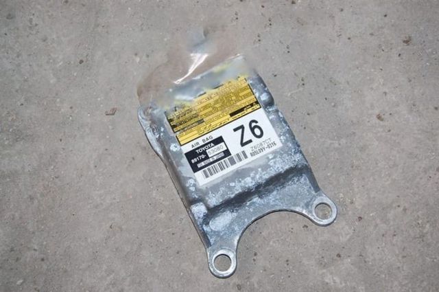 Блок управління airbag 8917053110 TOYOTA