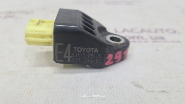Датчик подушки безпеки 8917306120 TOYOTA