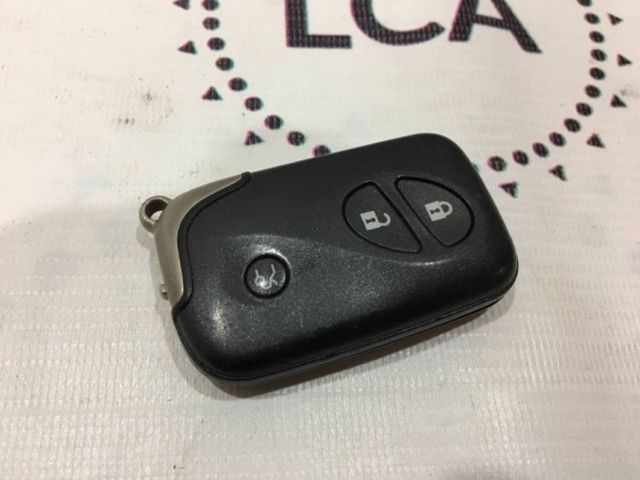 Брелок керування сигналізацією 8990430310 TOYOTA