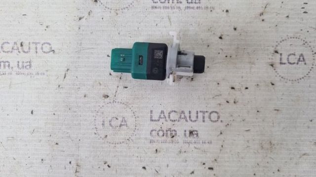 Кнопка стоп-сигналу 93810G8100 HYUNDAI