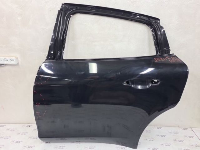 Двері задні 971833021YGRV PORSCHE