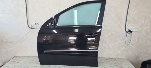Дверь передня ліва A1647200105 MERCEDES