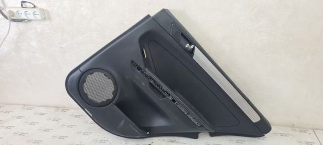 Внутрішня обшивка правих задніх дверей A16473014709D84 MERCEDES