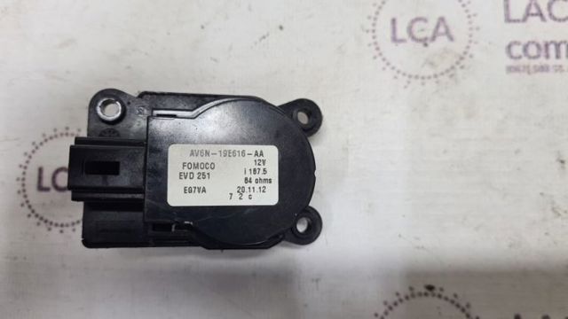Привід системи автоматичного управління обігрівачем AV6N19E616AA FORD