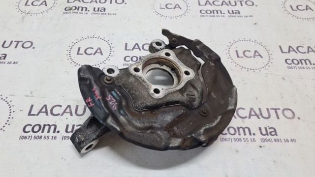 Цапфа - поворотний кулак передній, правий DG9Z3K185B FORD