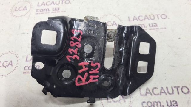 Замок капота, правий DS7Z16700B FORD