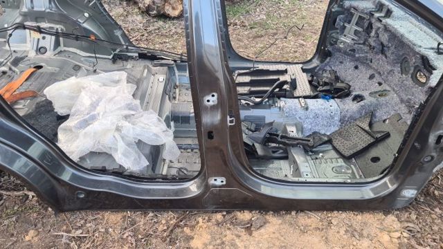 Отвір передніх правих дверей FT4Z58211A10A FORD